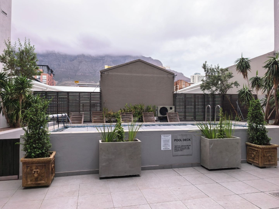 To Let 2 Bedroom Property for Rent in Gardens Western Cape
